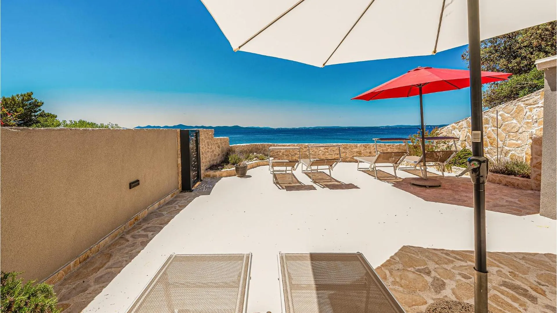 Beach Front Apartment In Petrcane With Kitchen Croatia